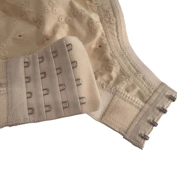 Trylo  Bra Krutika Chi Skin Color 40E Wireless - Picture 6 of 8